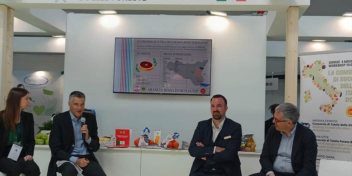 L' arancia rossa di Sicilia potenzia la comunicazione